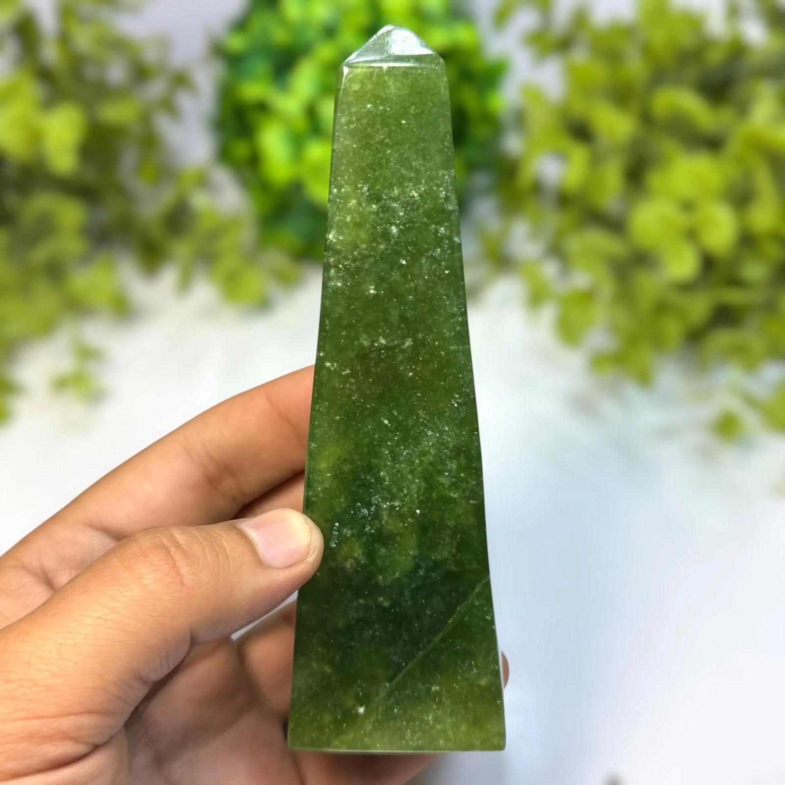 330g Best Quality Green Jade Tower, Shah Maqsood Jade Obelisk, Green Jade Tower