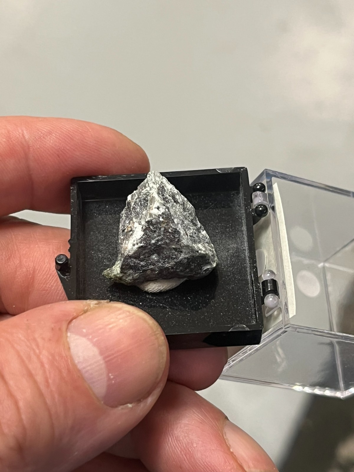 Richterite, var. astochite from Langban, Sweden