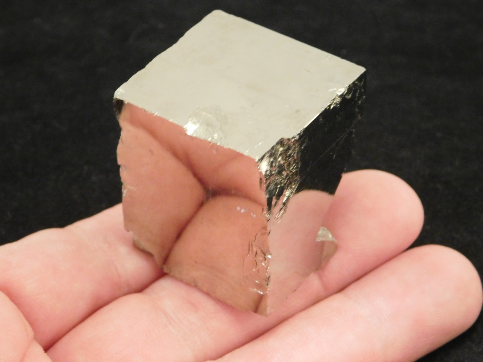 100% Natural Pyrite CUBE Huanzala Mine Peru 163gr
