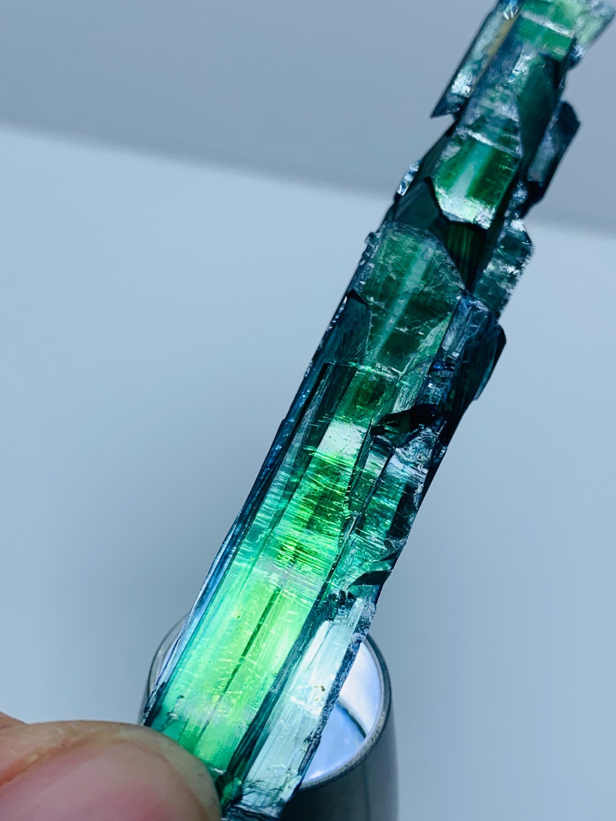 68ct 91mm TOP EXCELLENT BLUE GREEN VIVIANITE CRYSTALS Specimen FROM Brazil