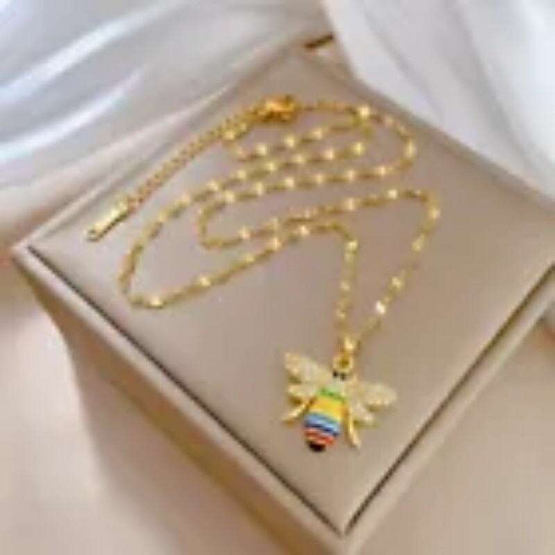 Women’s Fashion Jewelry Cubic Zircon Colorful Bumble Bee Pendant Necklace 1PC