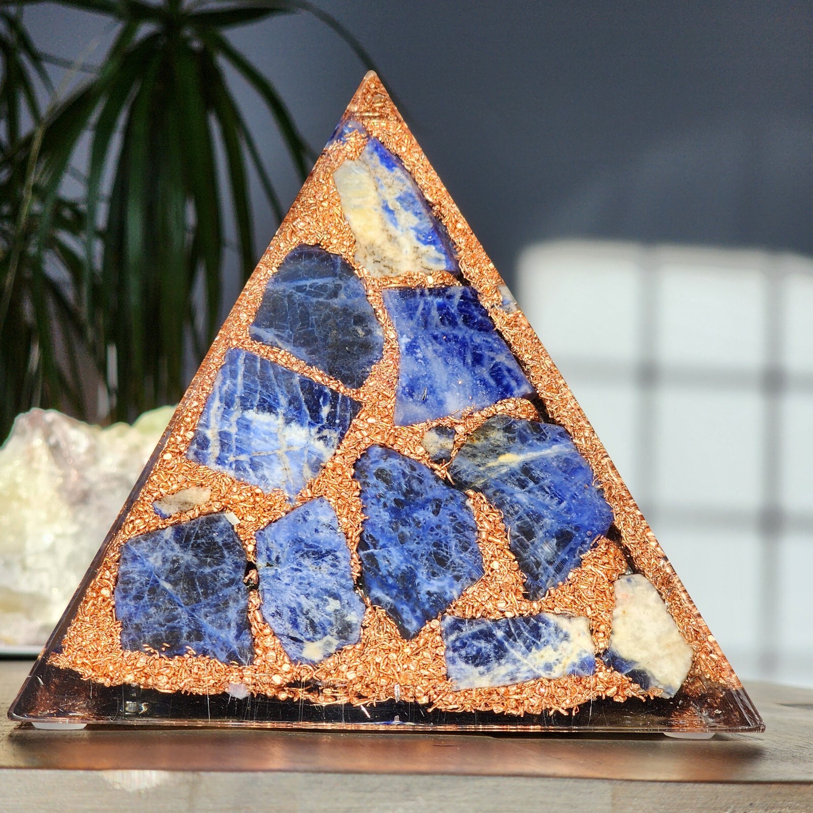 Starlight Orgonite Pyramid: EMF And 5G Protection and Energy Generator.
