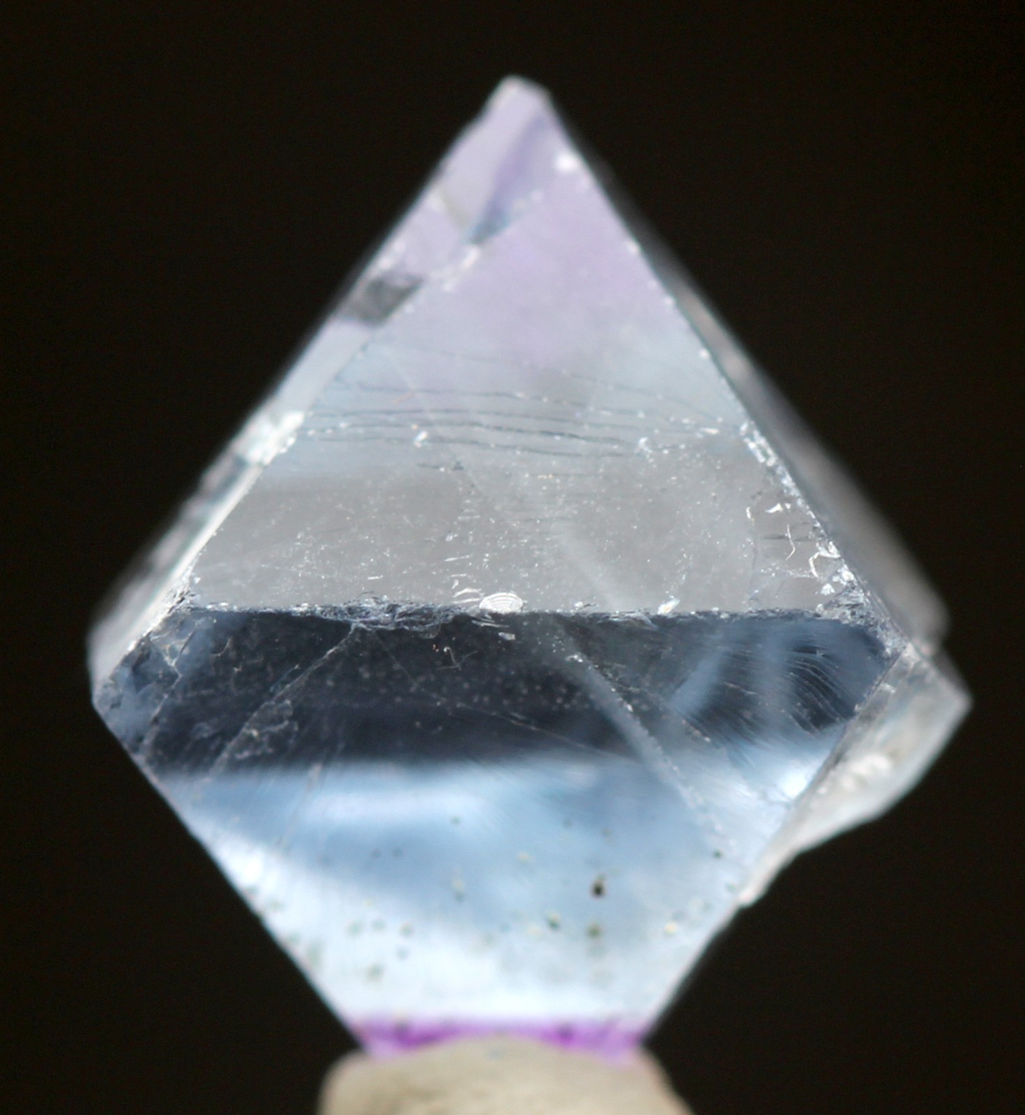 BLUE FLUORITE OCTAHEDRON Crystal Healing Mineral Cluster Specimen CHINA