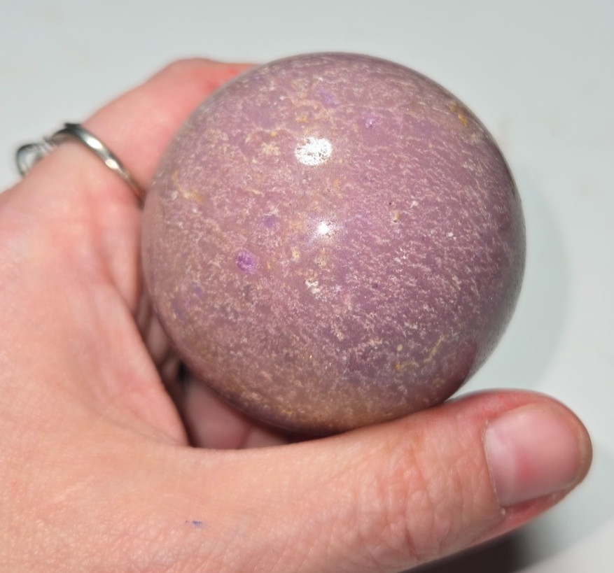 PRETTY PURPLE Phosphosiderite Sphere and Tower set of (2) P20