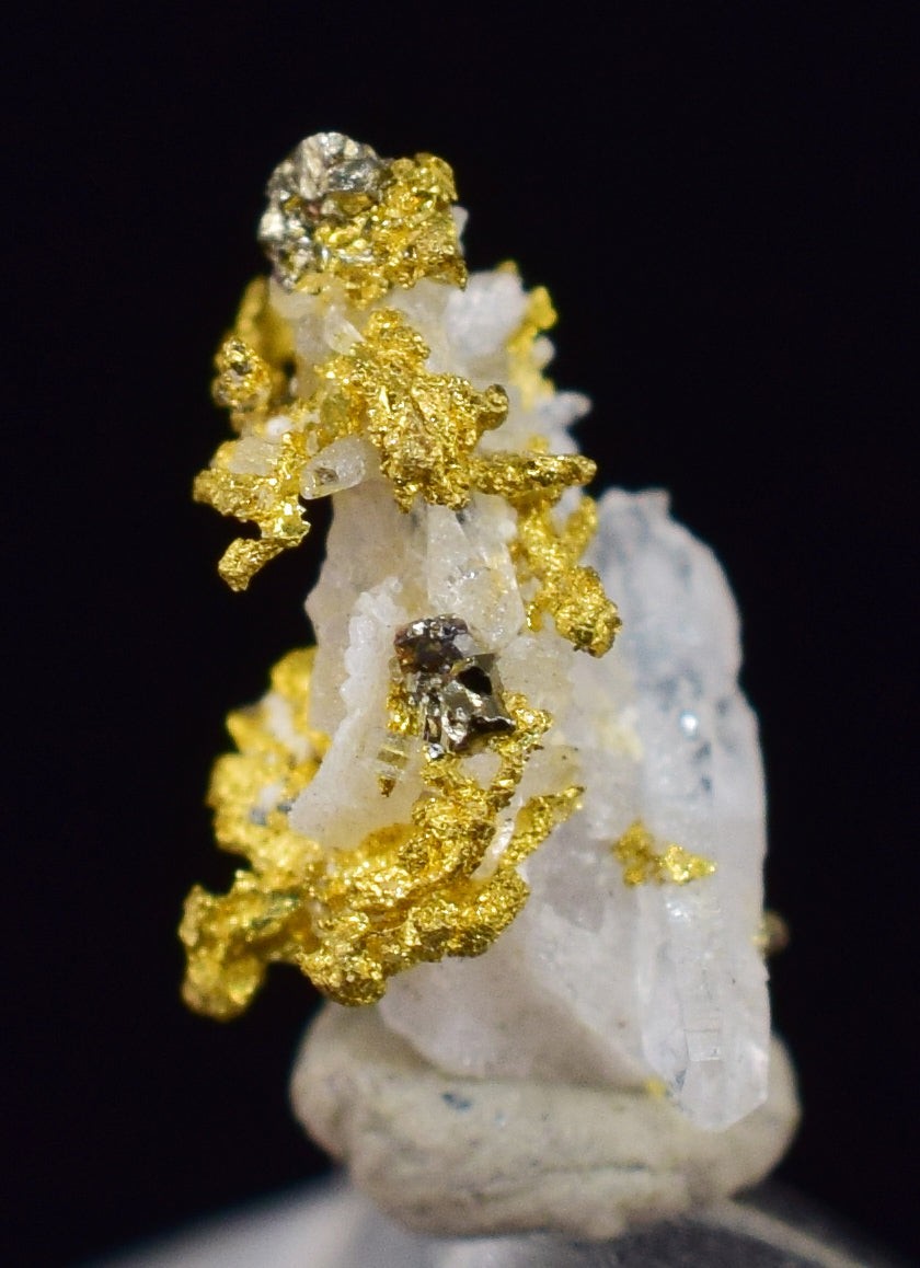 0.6cm UNIQUE NATIVE GOLD INCAS PYRITE PERU QUARTZ THUMBNAIL CRYSTAL LB125