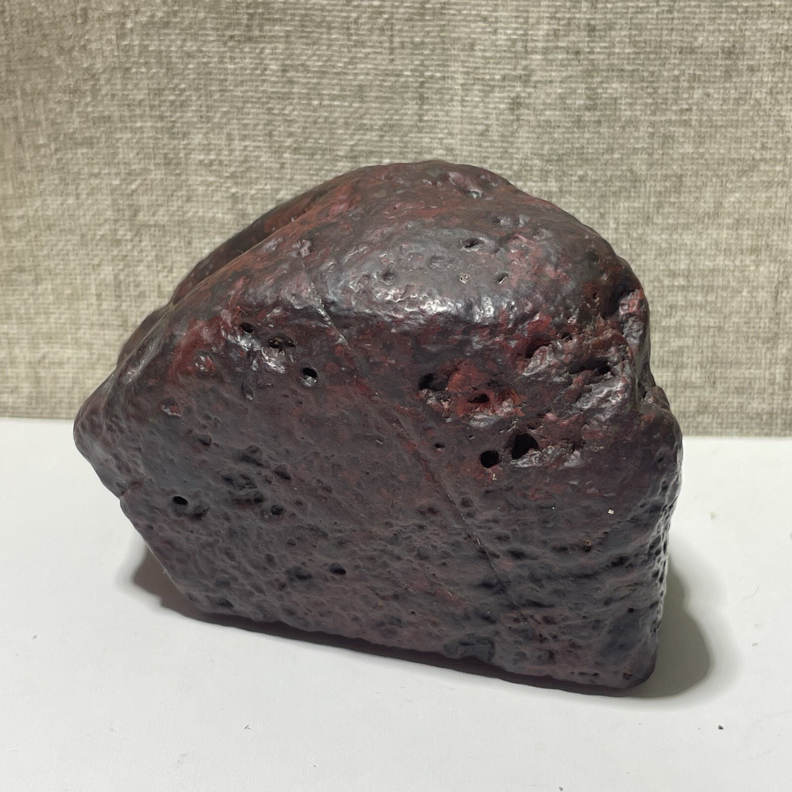 437g Natural Iddingsite meteorite specimen raw stone from China a6639