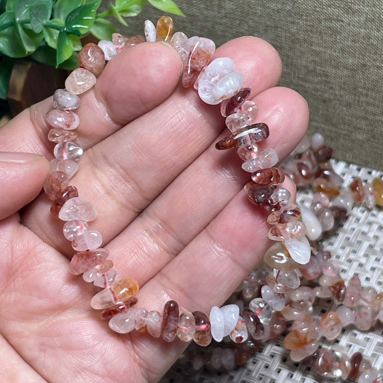 1pcs Red Hematoid Fire stone crystal Chip beads Stretch Bracelet 7.5″