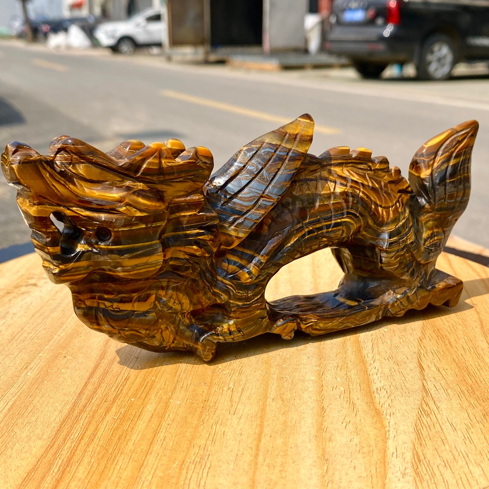 1.31LB Natural Tiger Eye Hand Carved Dragon Figurine Crystal Healing Stone