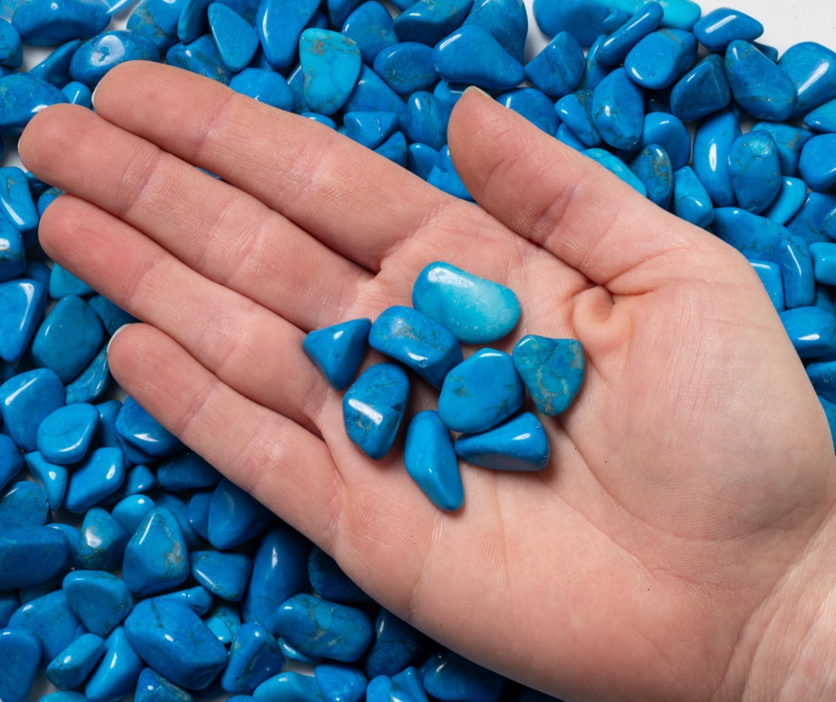 1/4 lb Tumbled Blue Turquoise Howlite Gemstone Crystals 30-50 Stone Specimens