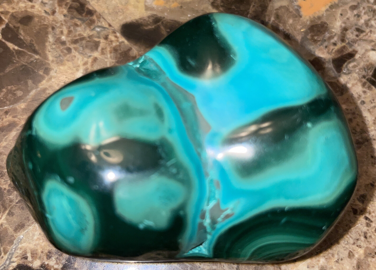 6.1oz Dark Green Malachites. Length 2 3/8”, Width 1 3/4”, Height 1 3/8”