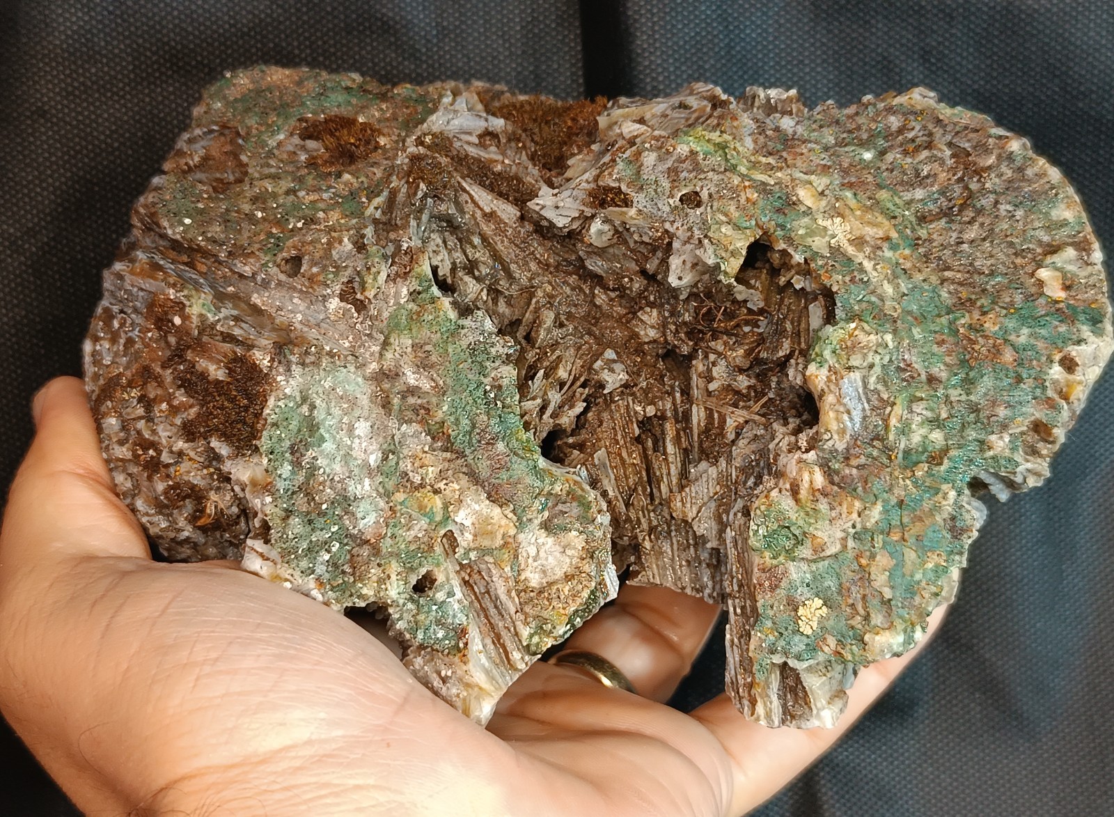 1545g/3.41 lb uncut turkish moss agate stone, customs duty included