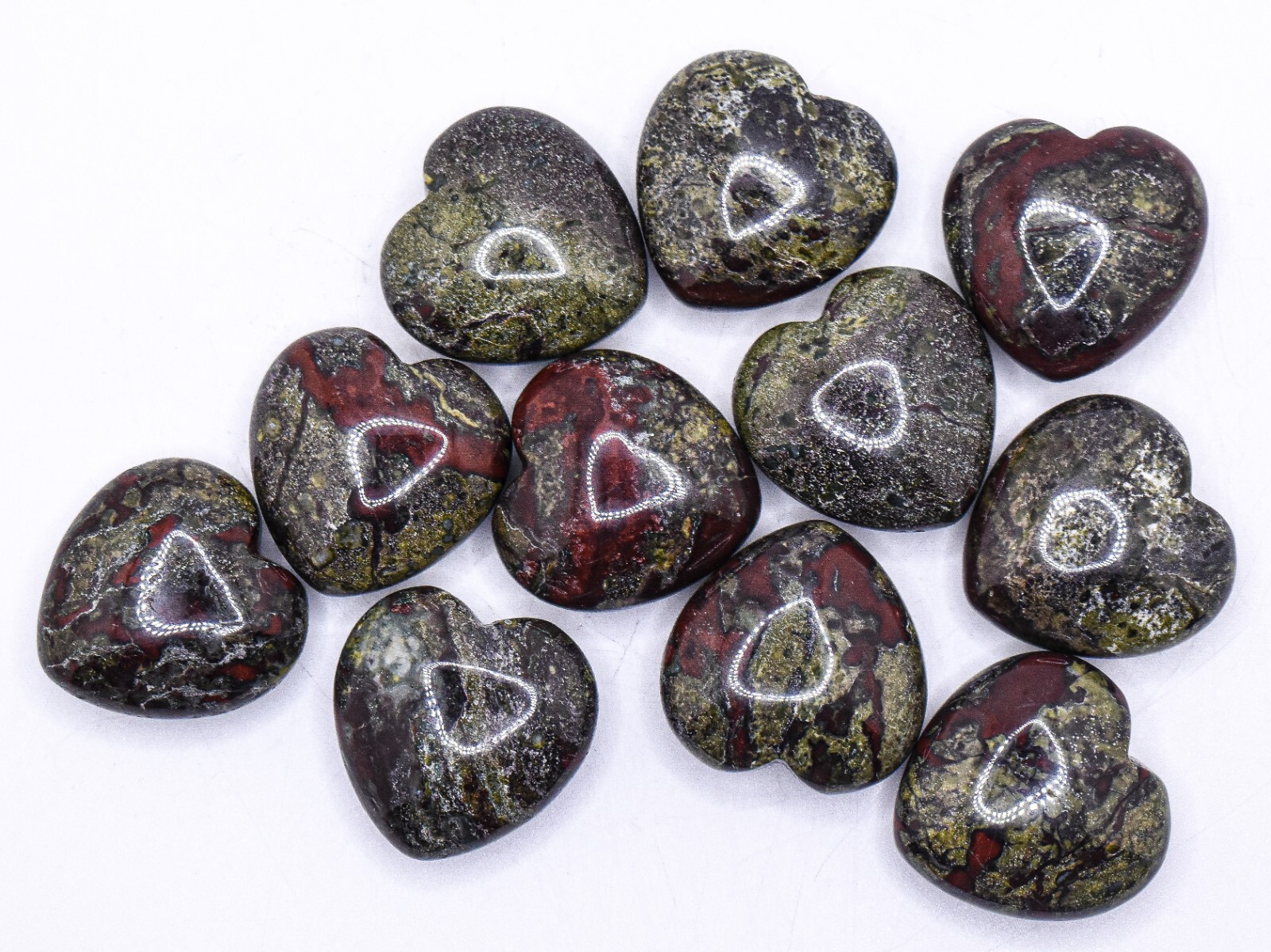 30mm Dragon Blood Stone Puffy Heart Red Green Gemstone Crystal – Africa (1PC)