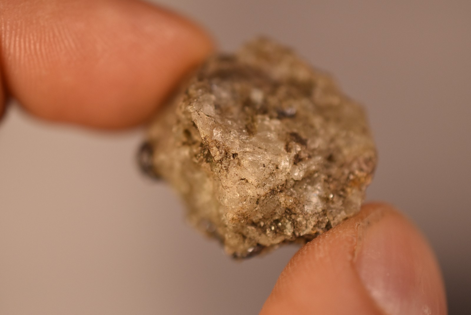 3 *AUSTRALIAN MOLYBDENITE* Specimens 2-4cm 37.5g In Matrix Kingsgate NSW