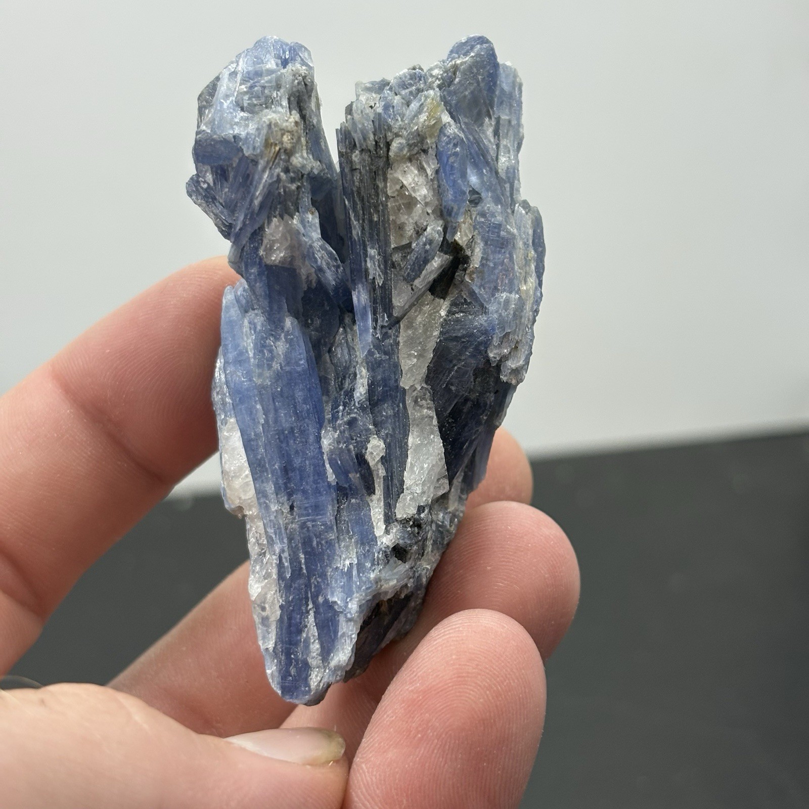 Natural beautiful Blue KYANITE with Quartz Crystal Specimen