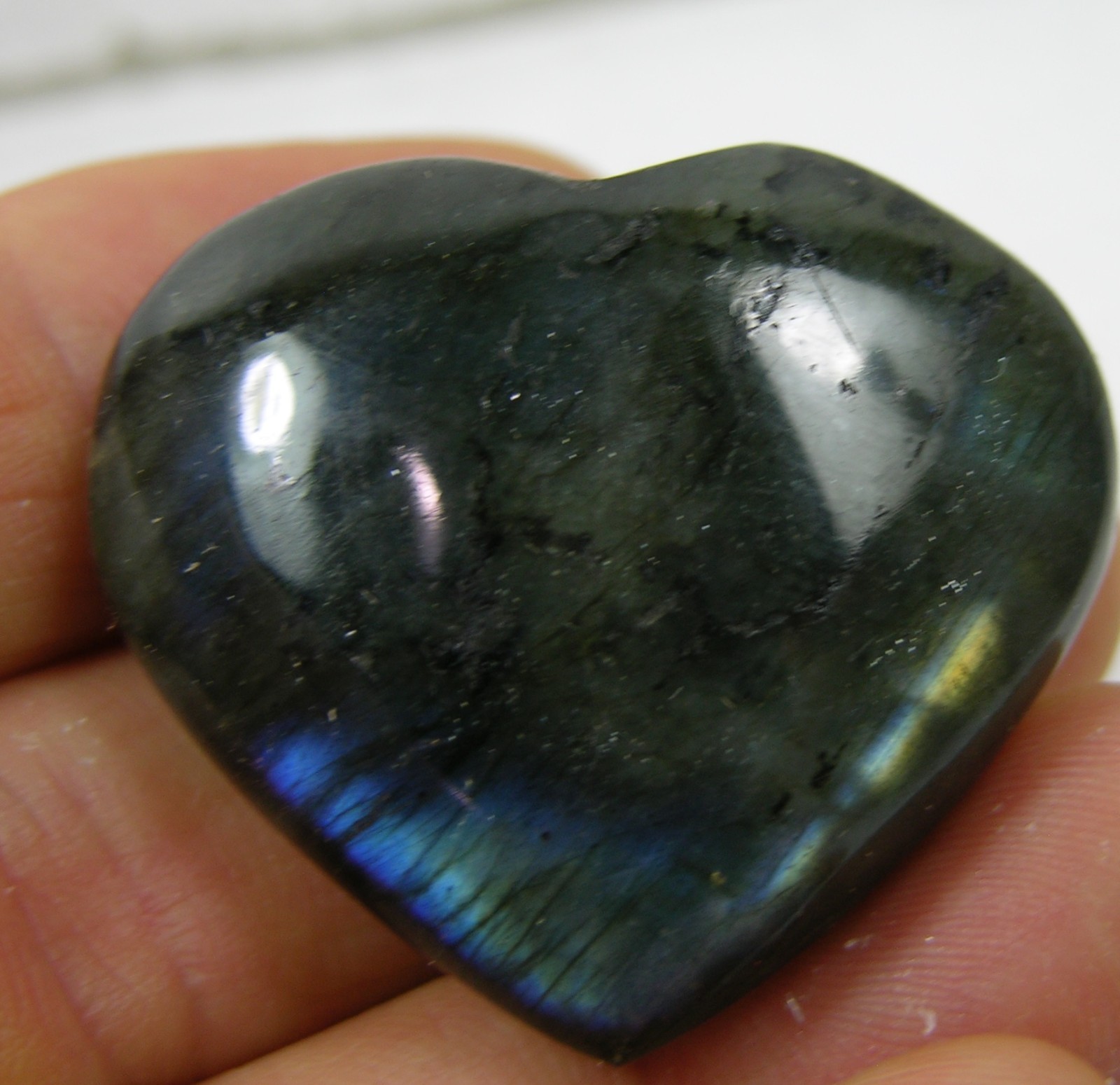 #3 Madagascar 117.50ct 100% Natural Labradorite Heart Shape Specimen 23.50g 31mm