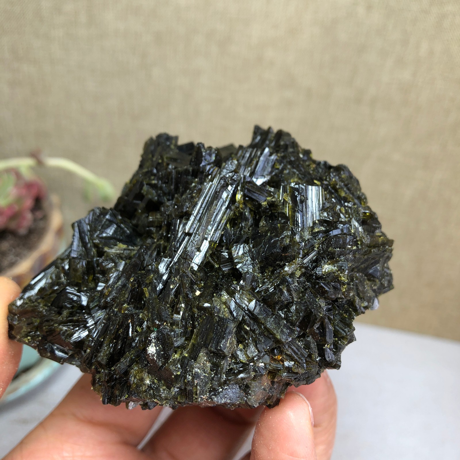 Natural Dark Green acanthconite Crystal rough original Specimen 212g A3083