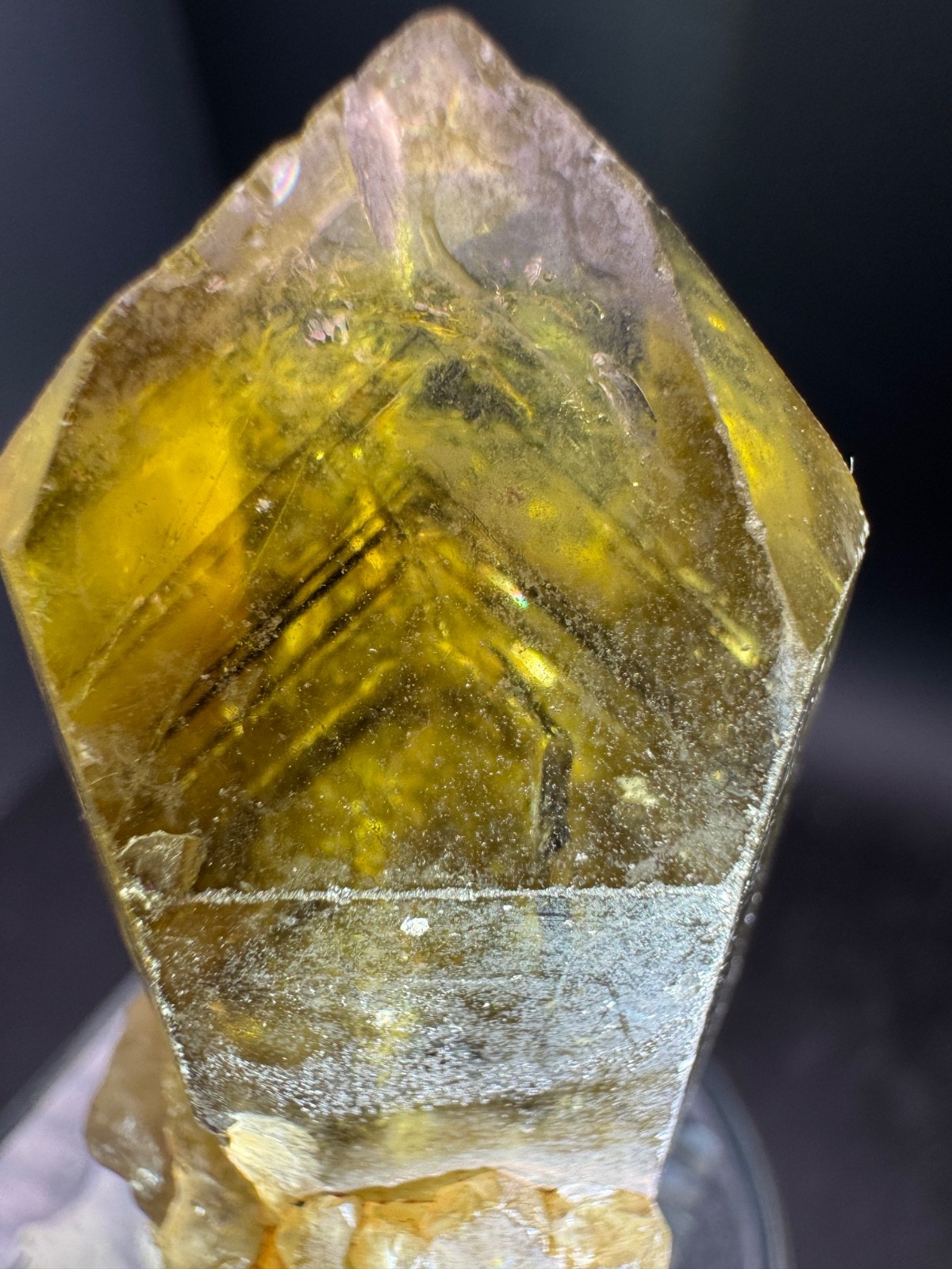 6707 Citrine Point with Phantoms Galore Congo 50g