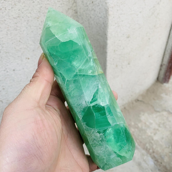 734g Natural Green Fluorite Quartz Crystal wand point oblisk healing