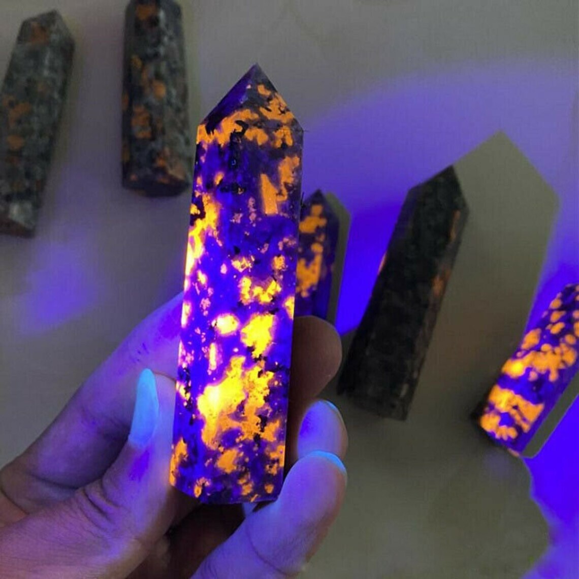 Natural Yooperlite Crystal Obelisk Tower Vibrant UV Reactive Quartz Collector
