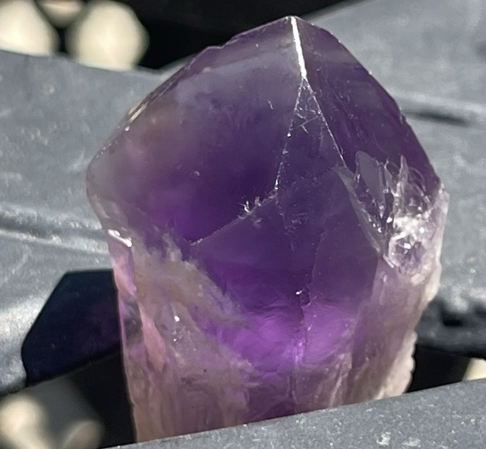 Amethyst Scepter Crystal 31.01 Grams L 2 31/32” X 59/64” @the widest Uruguay