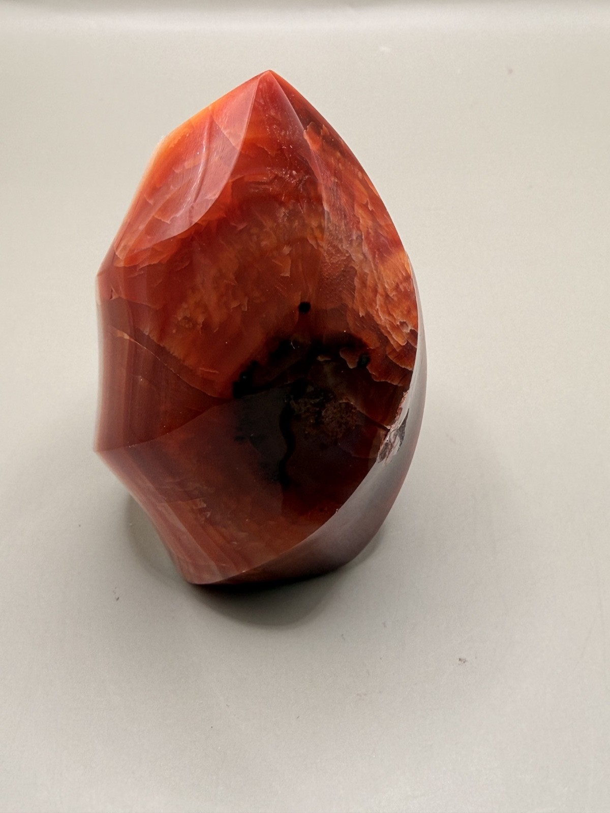 Carnelian Agate Flame 622g 2.5″ – Red Orange Fire Quartz Crystal Healing Decor