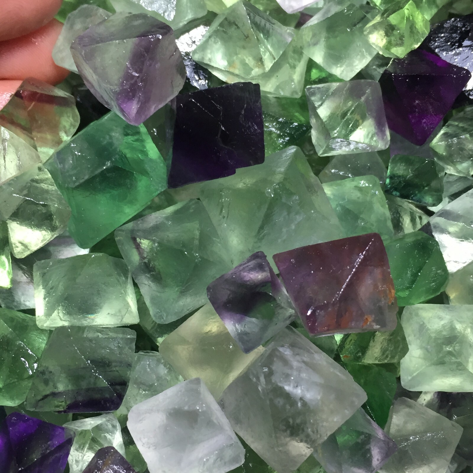 1000g Mix Bulk Octahedron Fluorite Stone Crystal Rainbow Colorful Tumbled Stones
