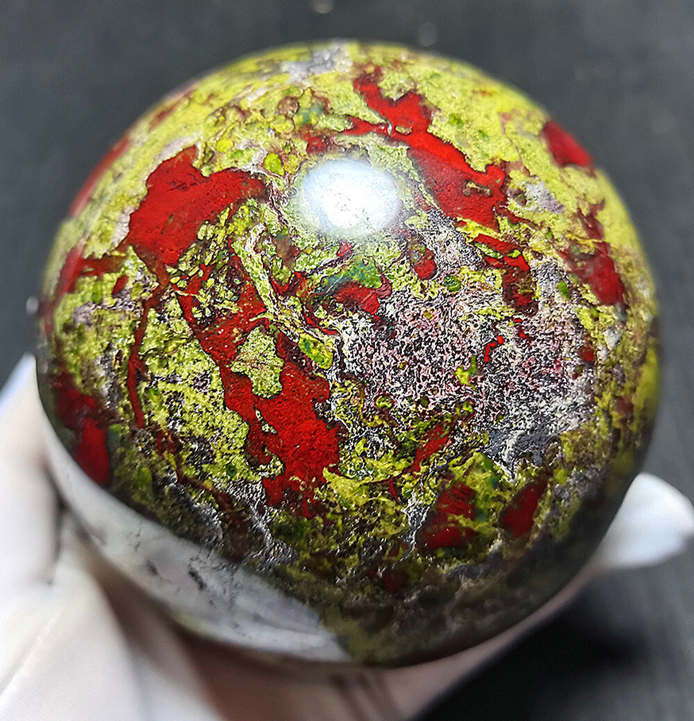 TOP 1306g 94mm Natural Dragon Blood Stone Jasper Stone Ball Healing YU827
