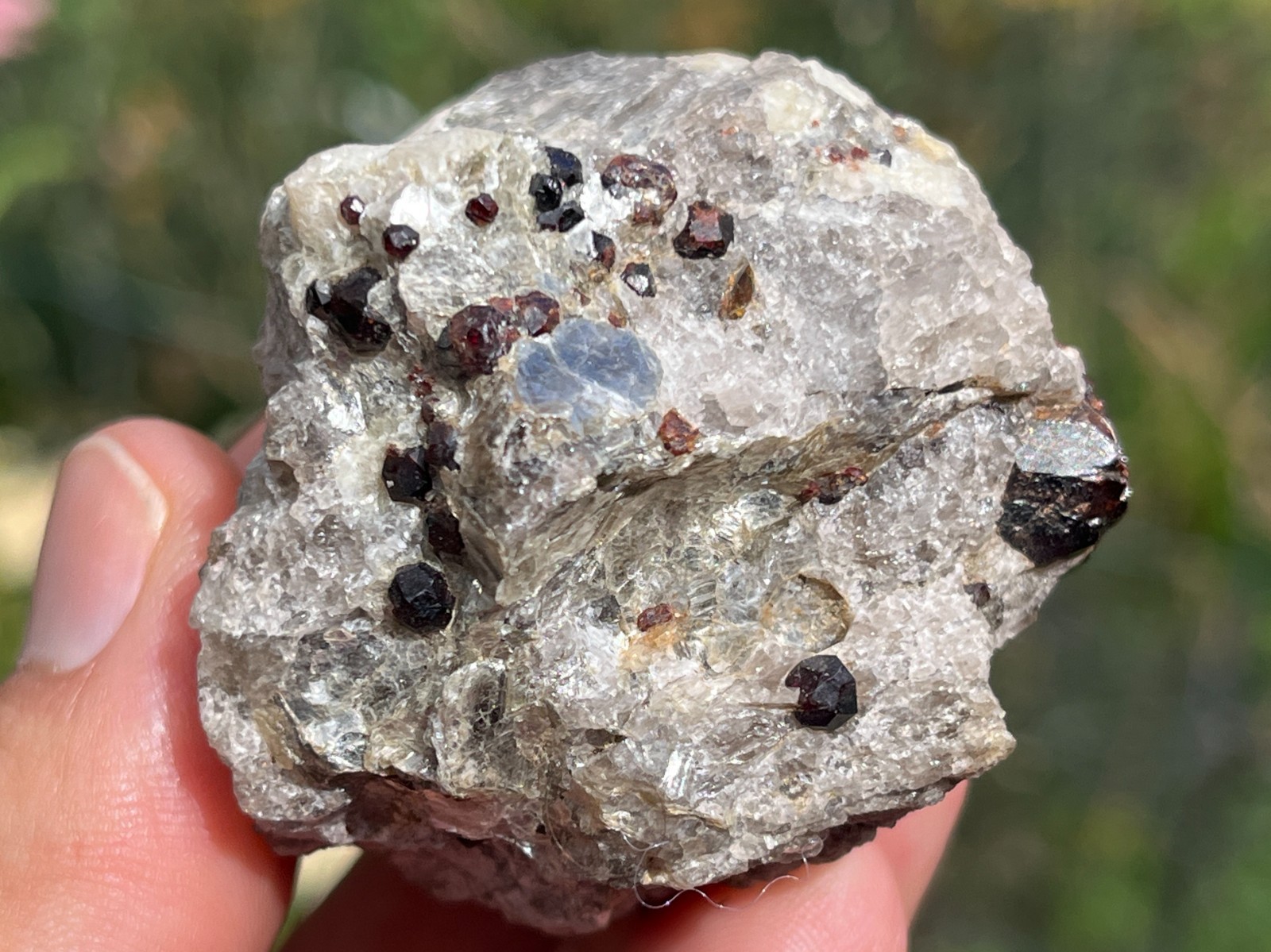 Almandine Garnet, Muscovite – Southern Pacific Silica Quarry, Riverside, CA