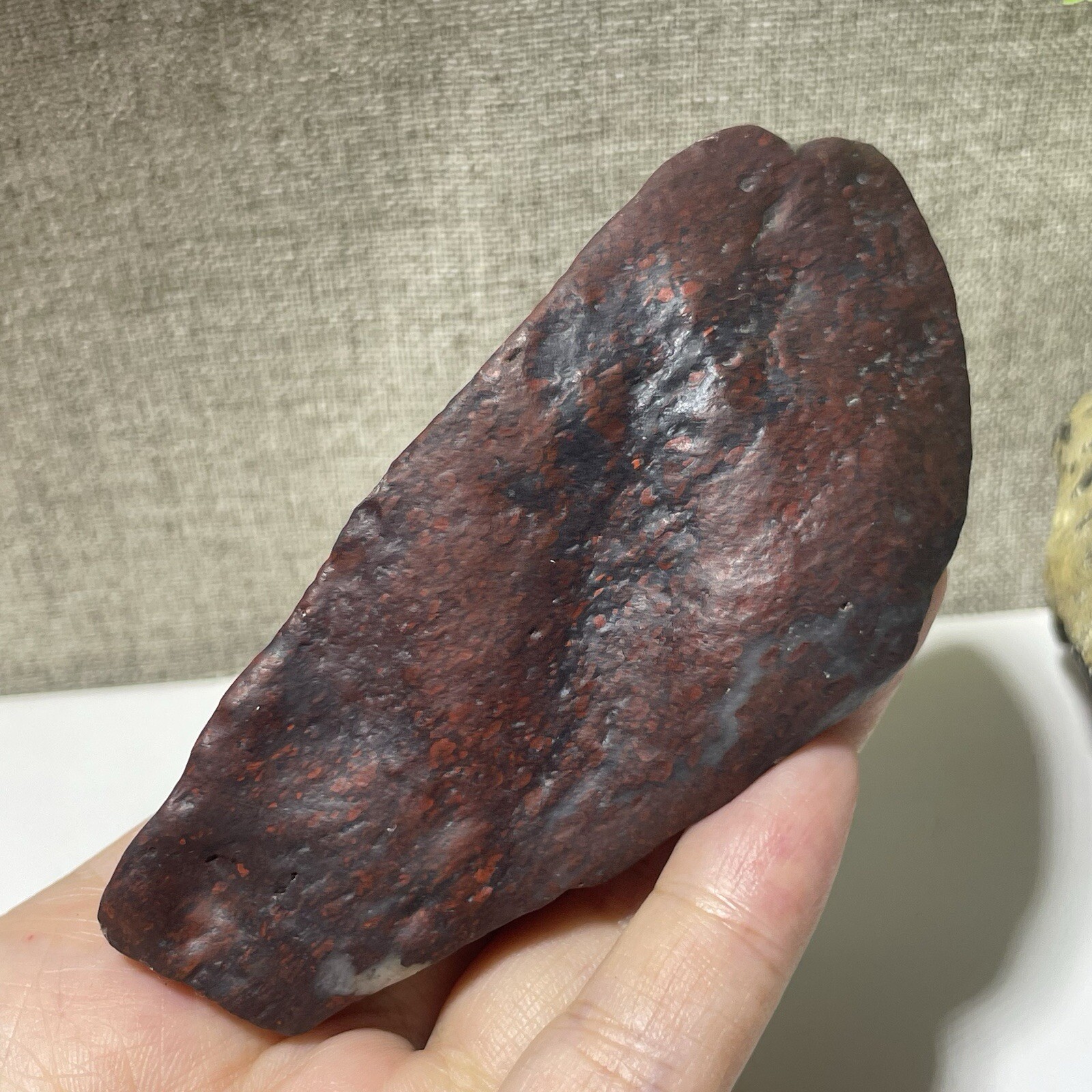 217g Natural Iddingsite meteorite specimen raw stone from China a6638