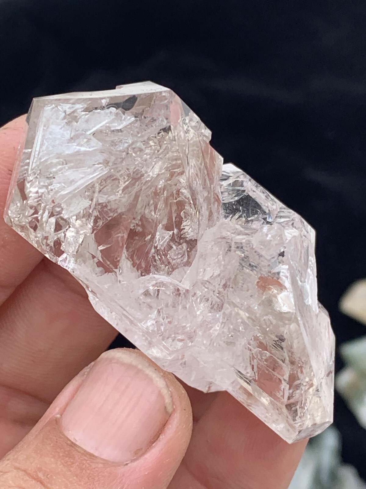 60 Gm Beautiful White Bone Window Quartz Crystal