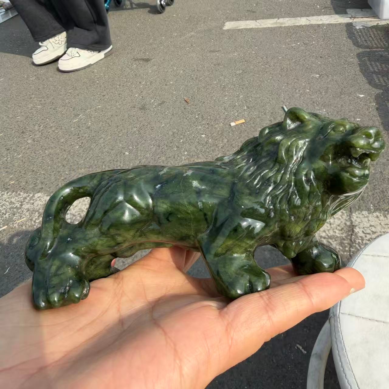 1pc Natural Green Jade Quartz Carved Lion Skull Crystal Reiki Decor Gift