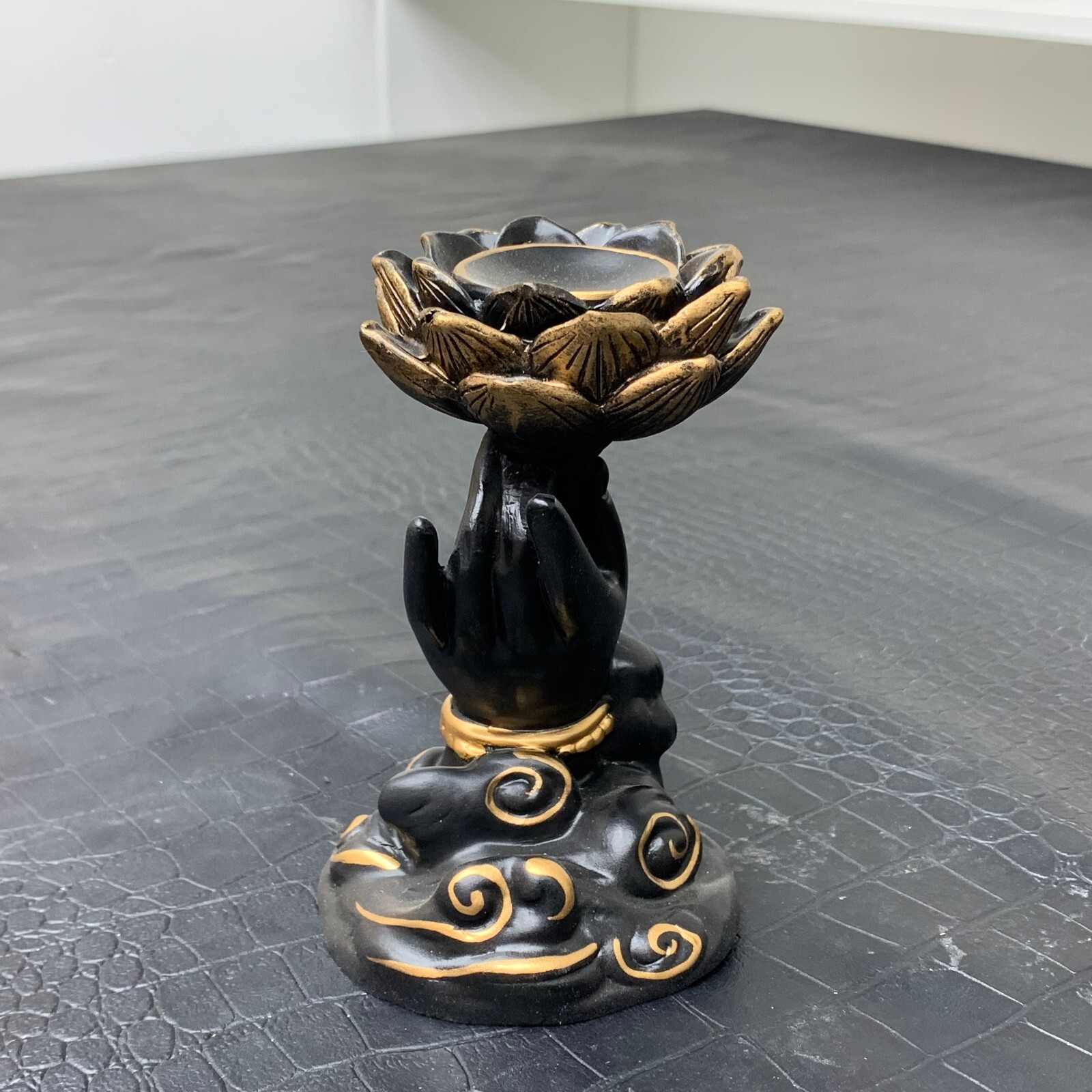 Lotus hand Sphere Resin Holder Stand Base Crystal Ball showing stand C123