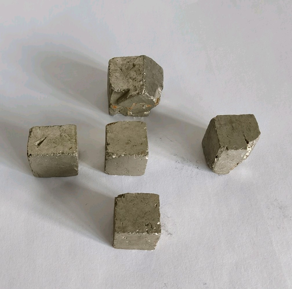 5 Pieces Pyrite Cubes Raw Rough Fool’s Gold Mineral Specimens Healing Crystals