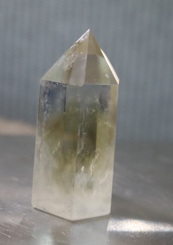 CITRINE POINT 2.18 INCHES TALL/ 63.4 GRAMS