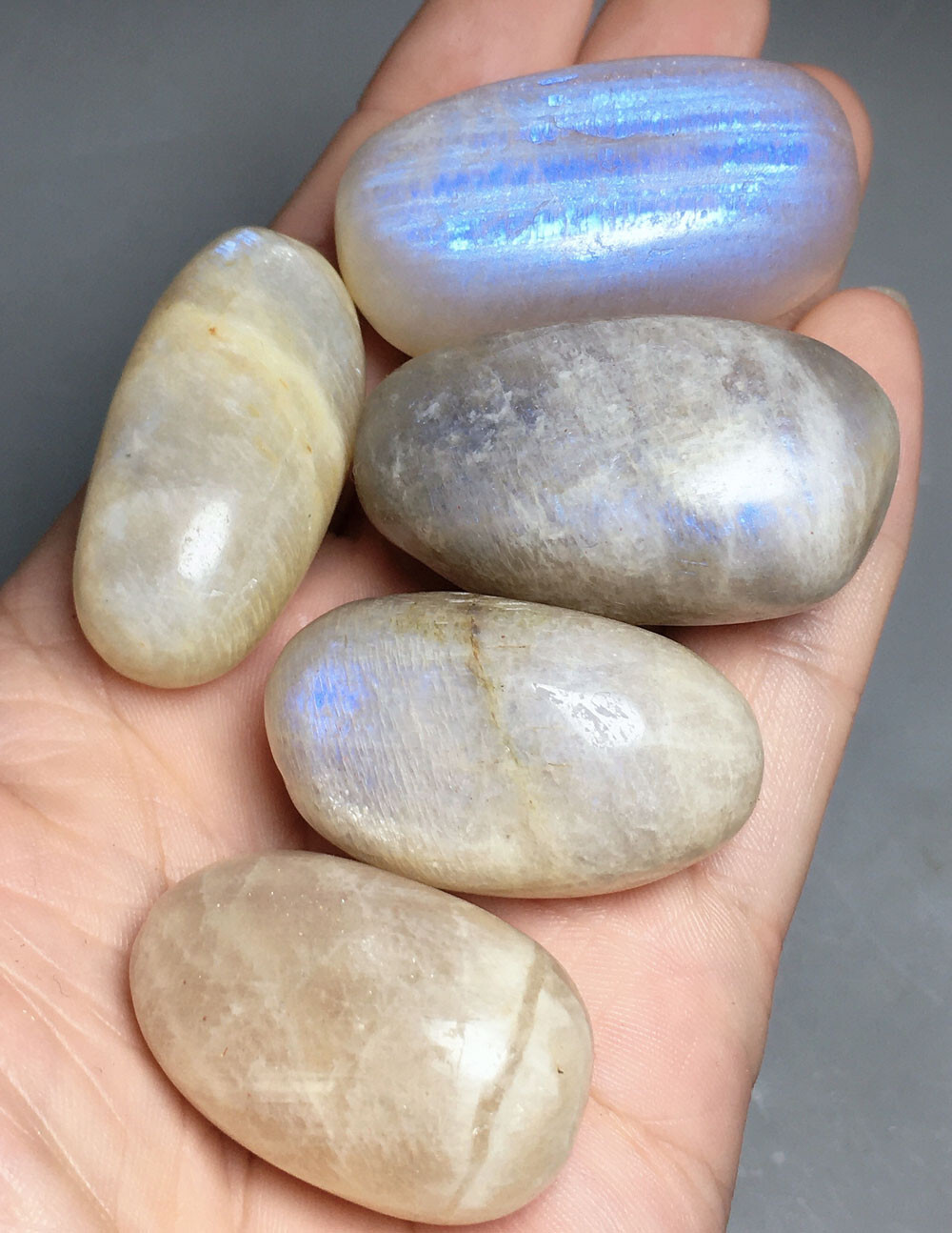 136g NATURAL sun and moon stone tumble QUARTZ CRYSTAL stone HEALING