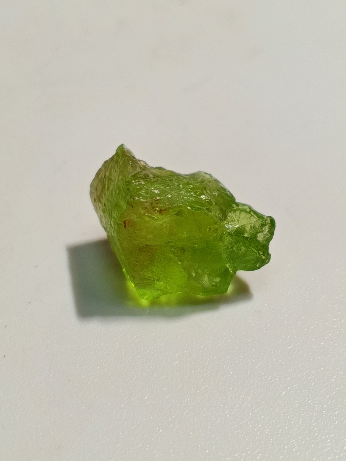 Green Vivid Natural Peridot Gemstone X35