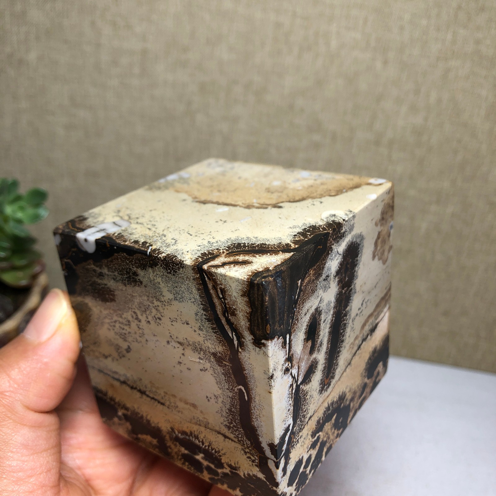 60mm Natural Chinese Painting Stone Quartz Crystal cube flat bottom 512g A4505