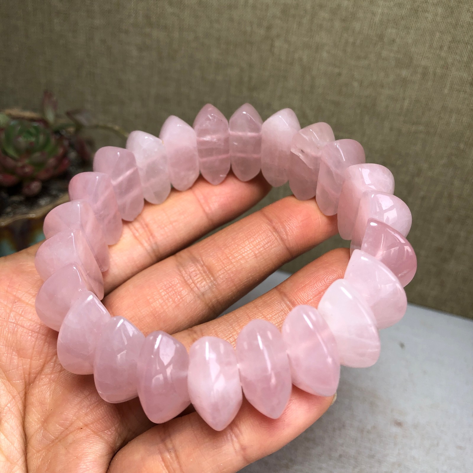 Rare Natural pink rose Crystal Hand cut polish bracelet 96g A3567