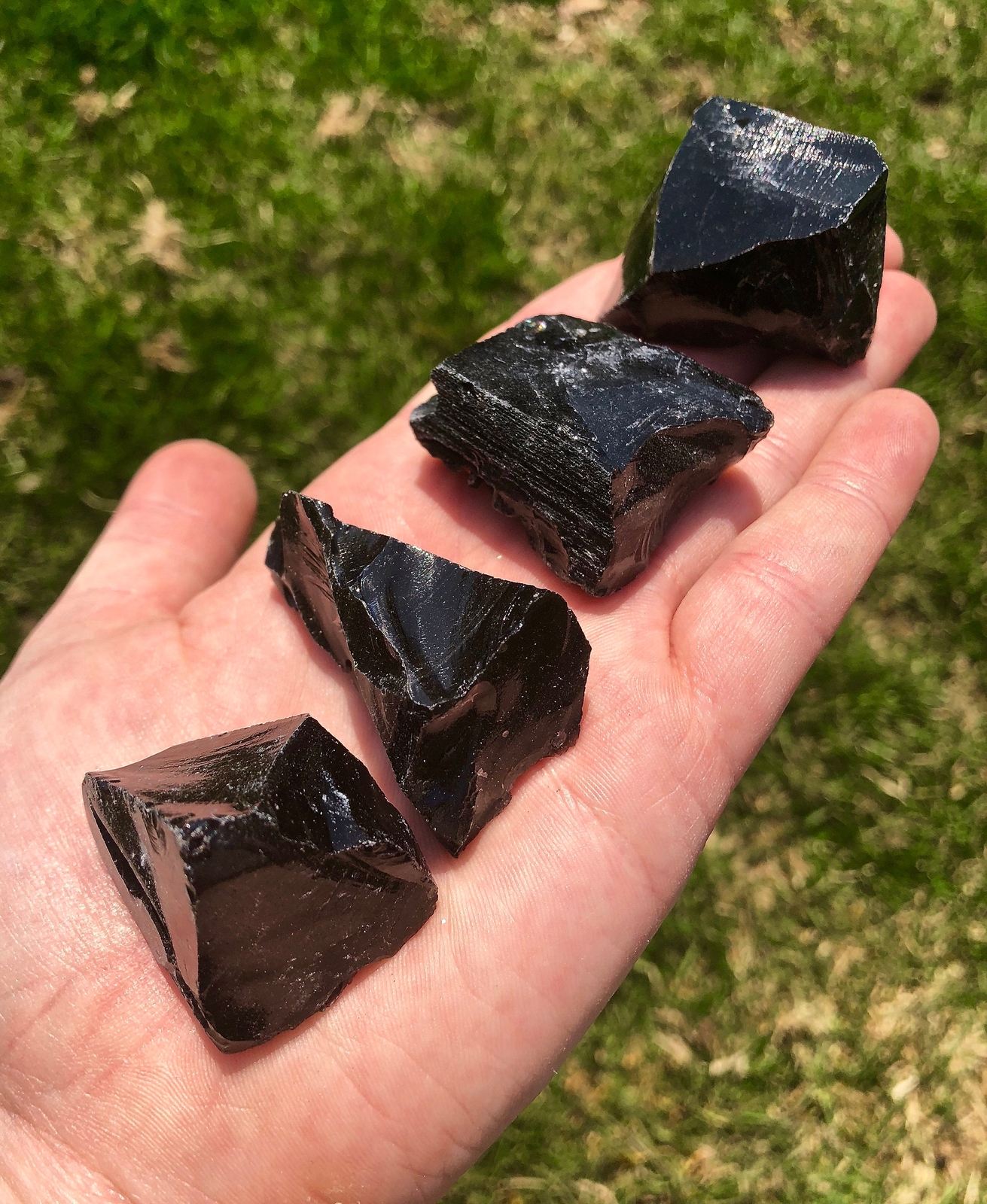 Raw Black Obsidian Stone, Natural Black Obsidian from Mexico