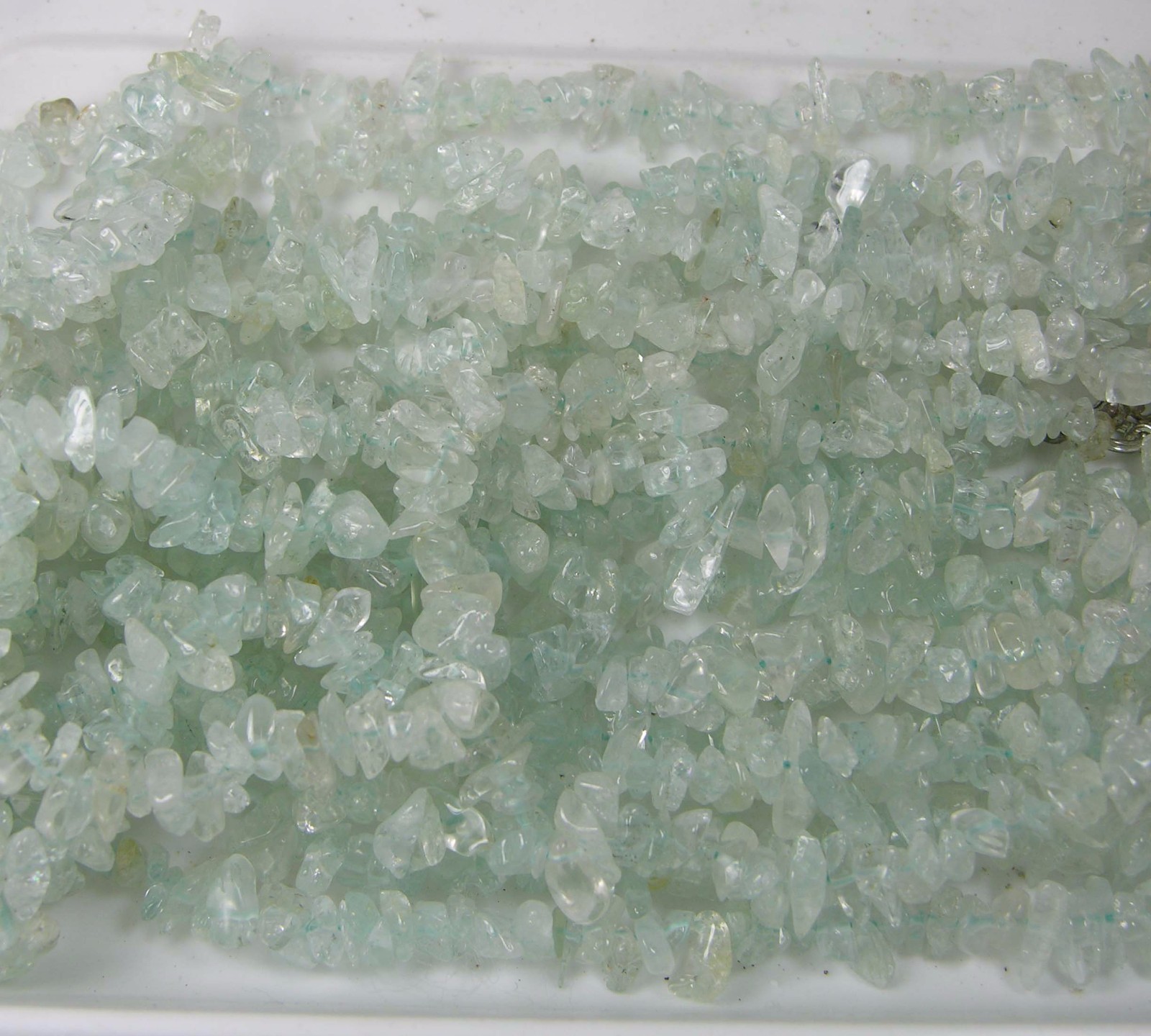 India 100% Natural Light Blue Aquamarine Chip Bead Crystal Necklace 18″