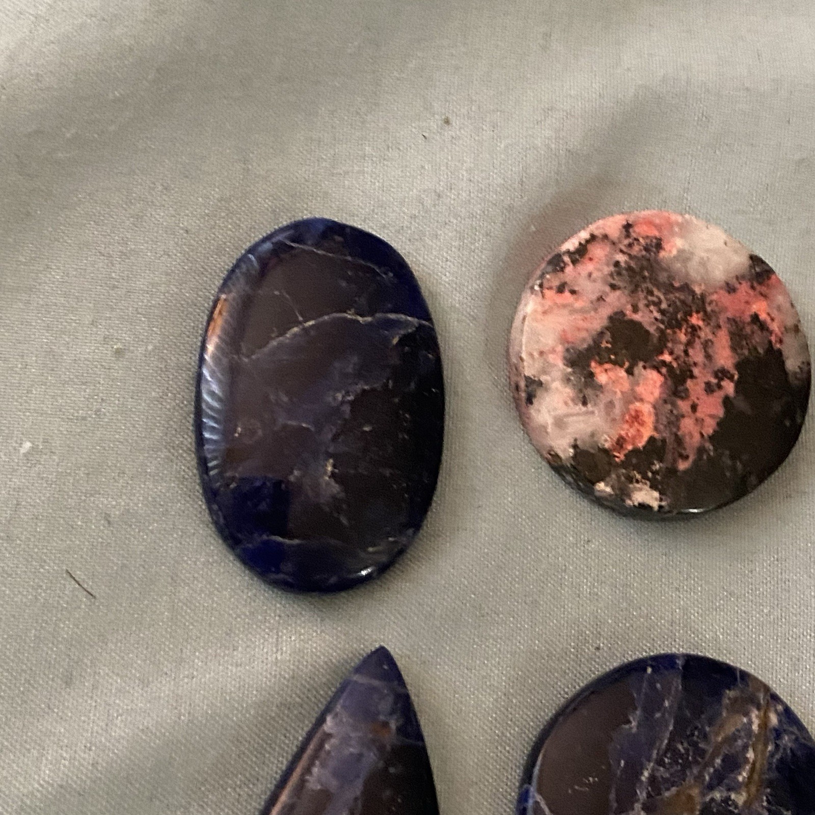 Lot Of 10 Crystal Stones Sodalite & Rhodonite Round Oval Oblong 1” To 1.5” Sizes