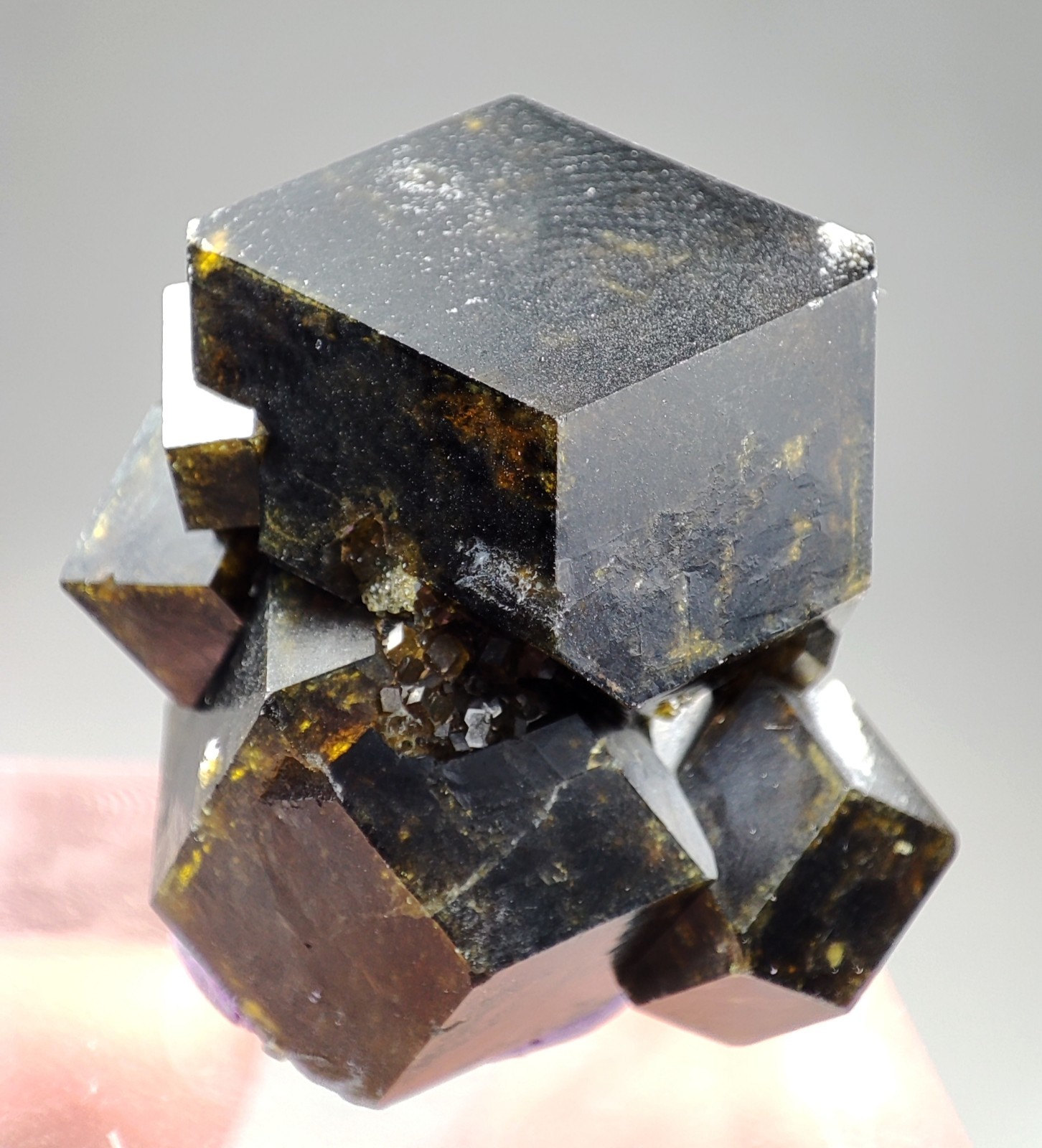 22-gm Andradite Garnet Perfectly Terminated Cluster, Specimen from Afghanistan.