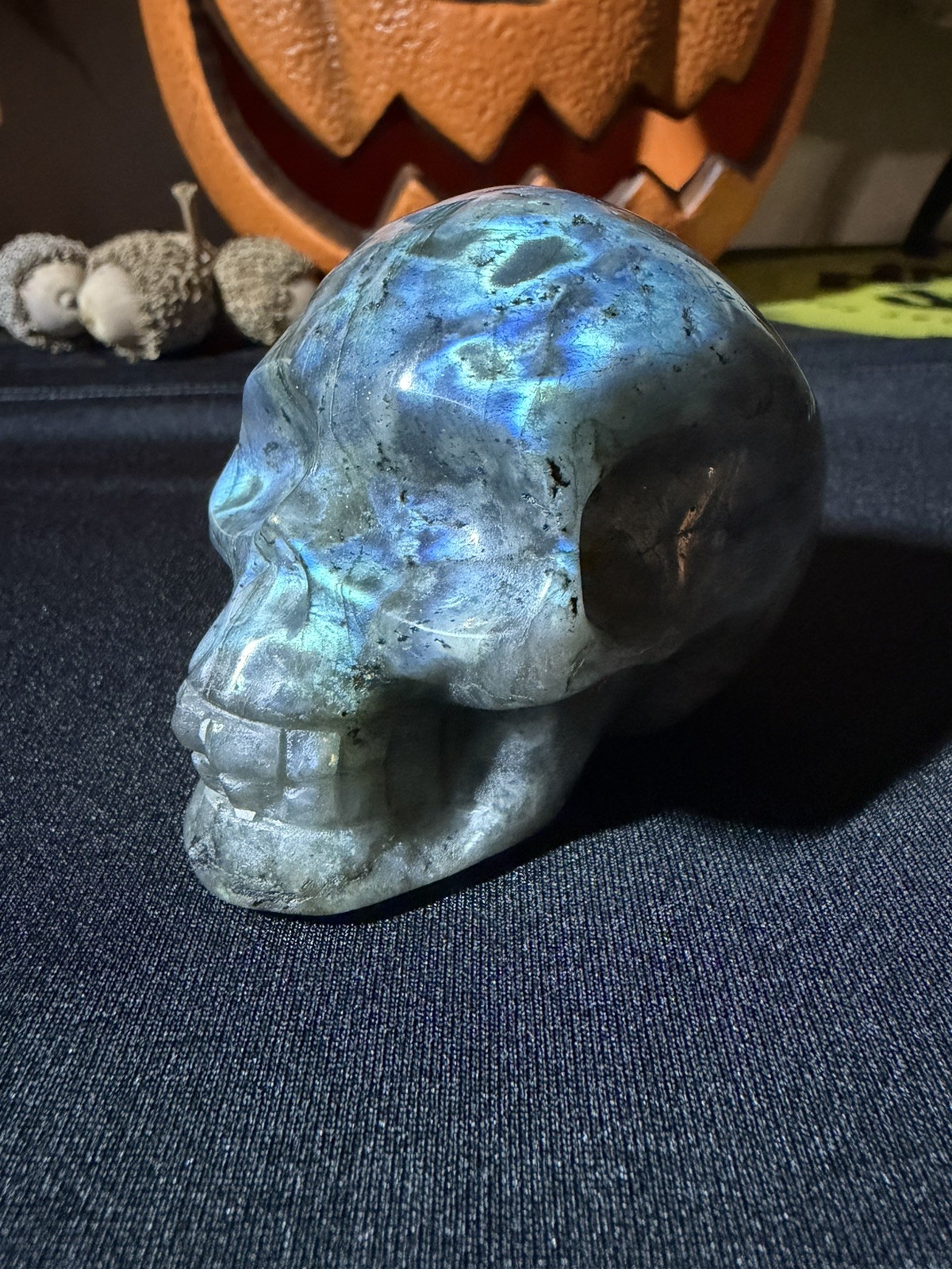 Labradorite Crystal Skull 300 g Flash Stone Healing Crystal Gothic 3″x2.25″