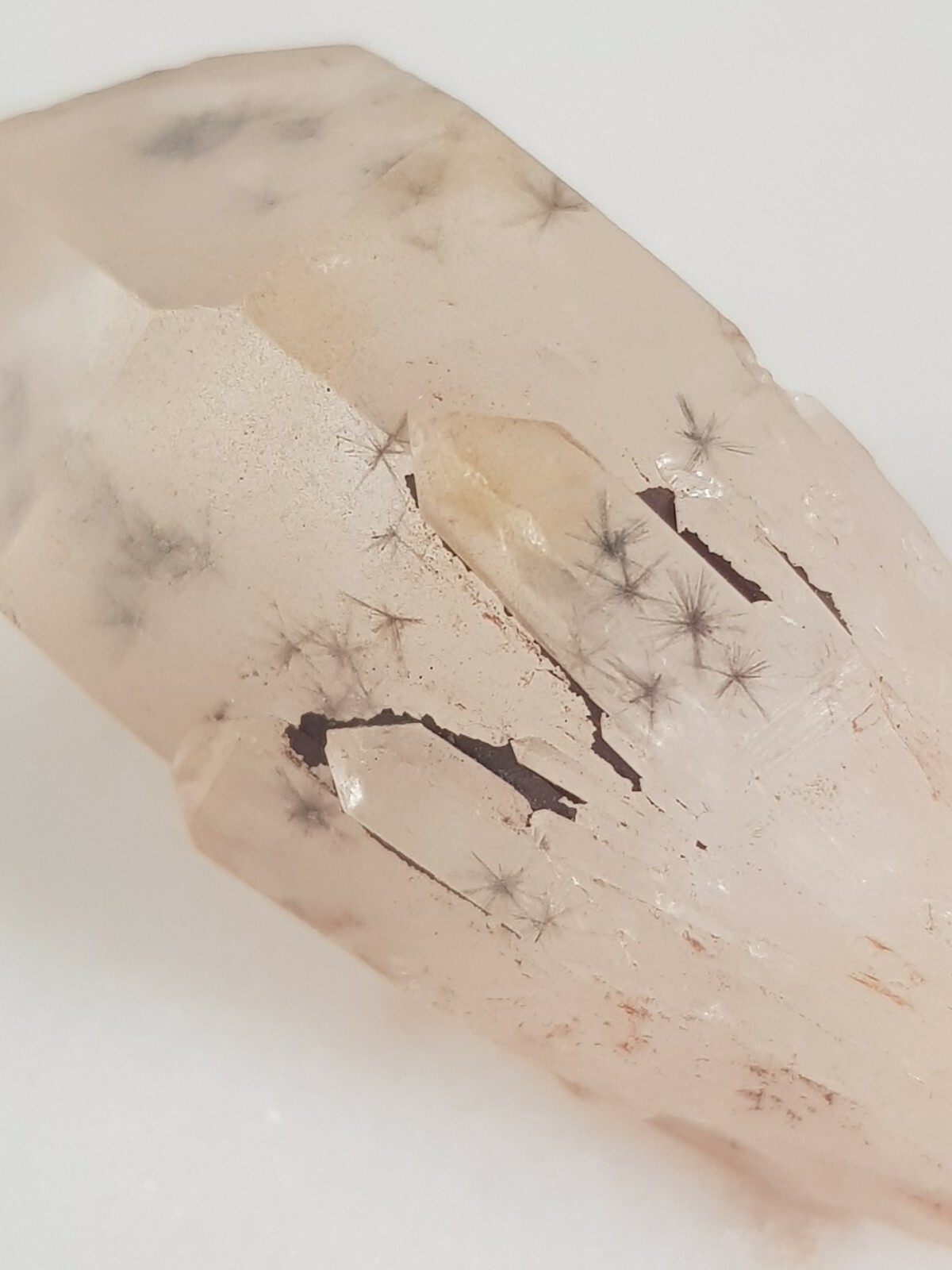 SMALL STAR HOLLANDITE QUARTZ POINT CRYSTAL SPECIMEN 11.1g ~3.4cm Trapiche Hair