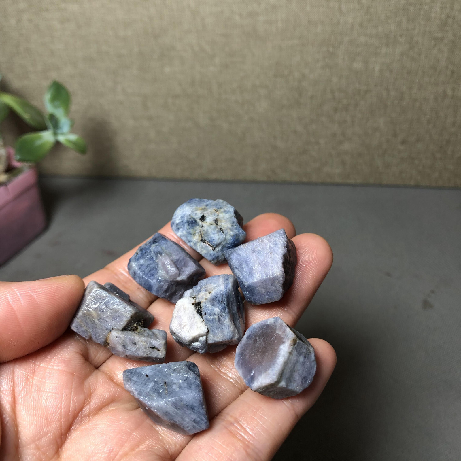 7pcs rare Natural blue corundum gemstone Unheated original specimens 71g AA3024