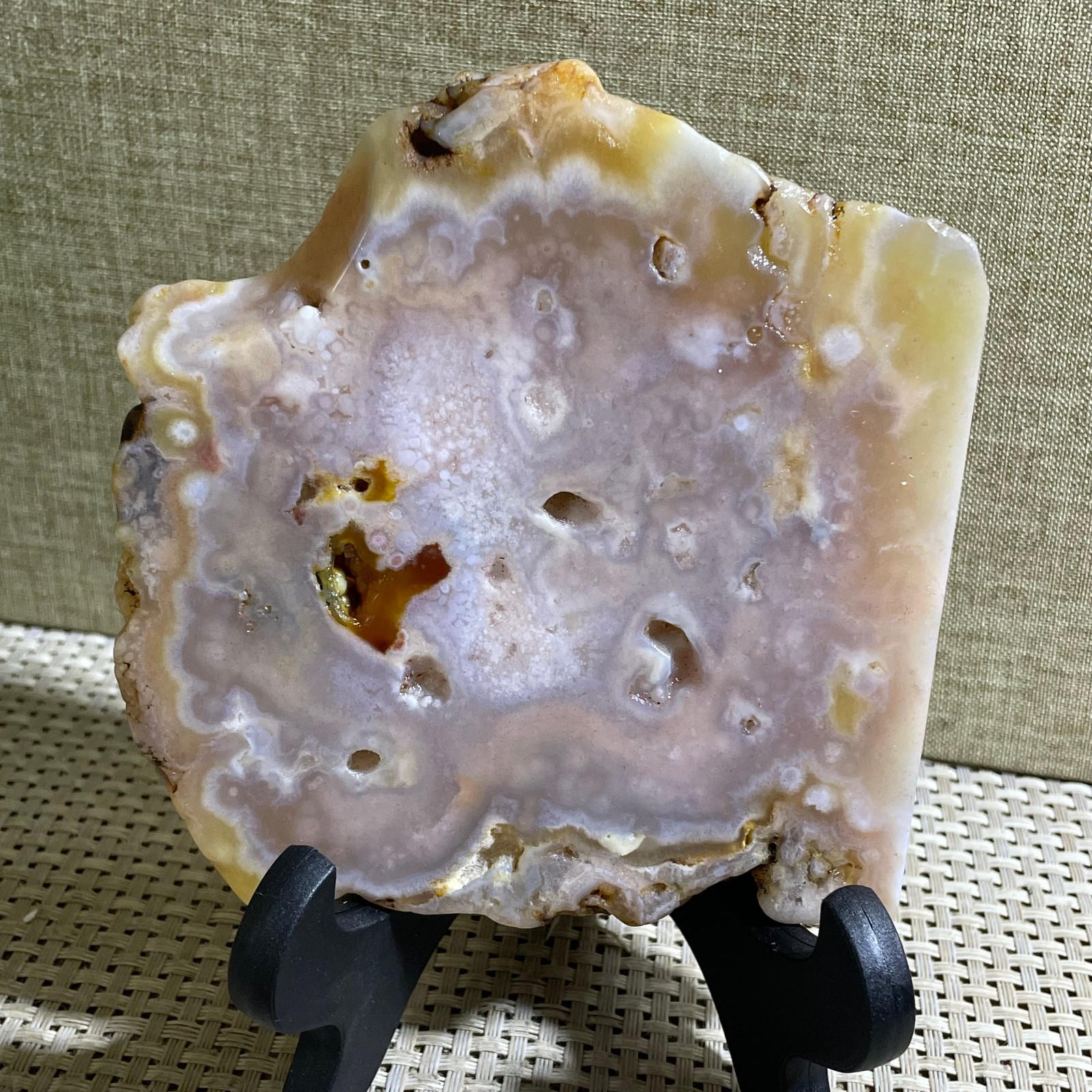 366g atural Sakura Agate Blossom Facet Rough Specimen Madagascar
