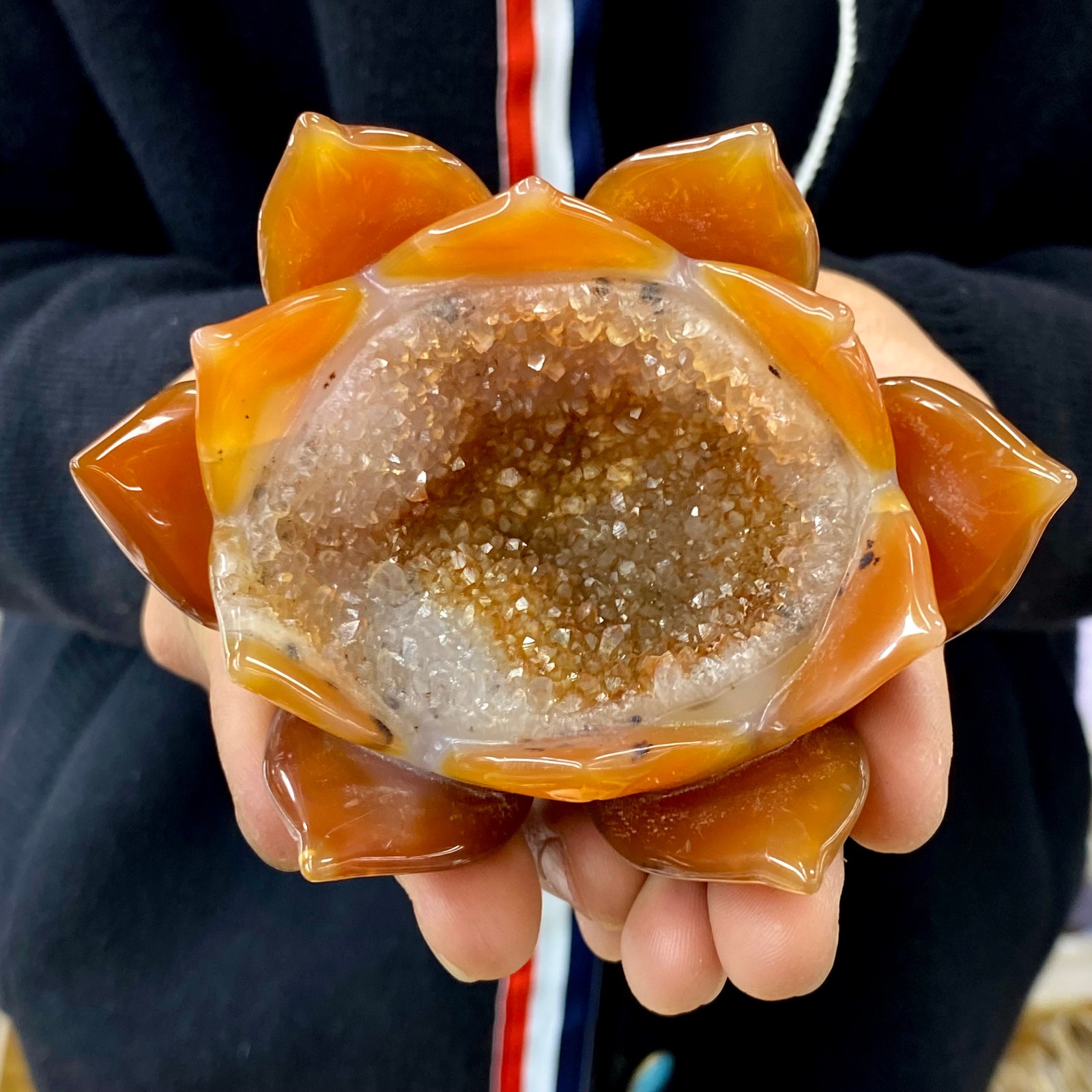 290G Natural Agate Geode Carved Lotus Flower, Hand Carved Healing Crystal Home