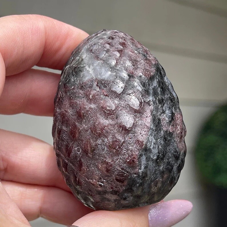 Natural Garnet Dragon Egg Carved Crystal Gift Gothic Whimsical Home Decor Rock