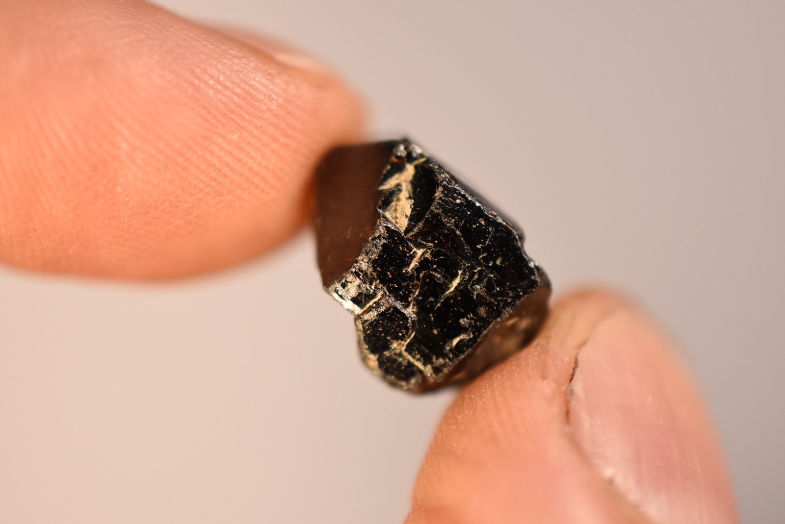 *AUSTRALIAN* CASSITERITE Crystal 1.6cm 6.5g Natural Tin Specimen, Elsmore NSW