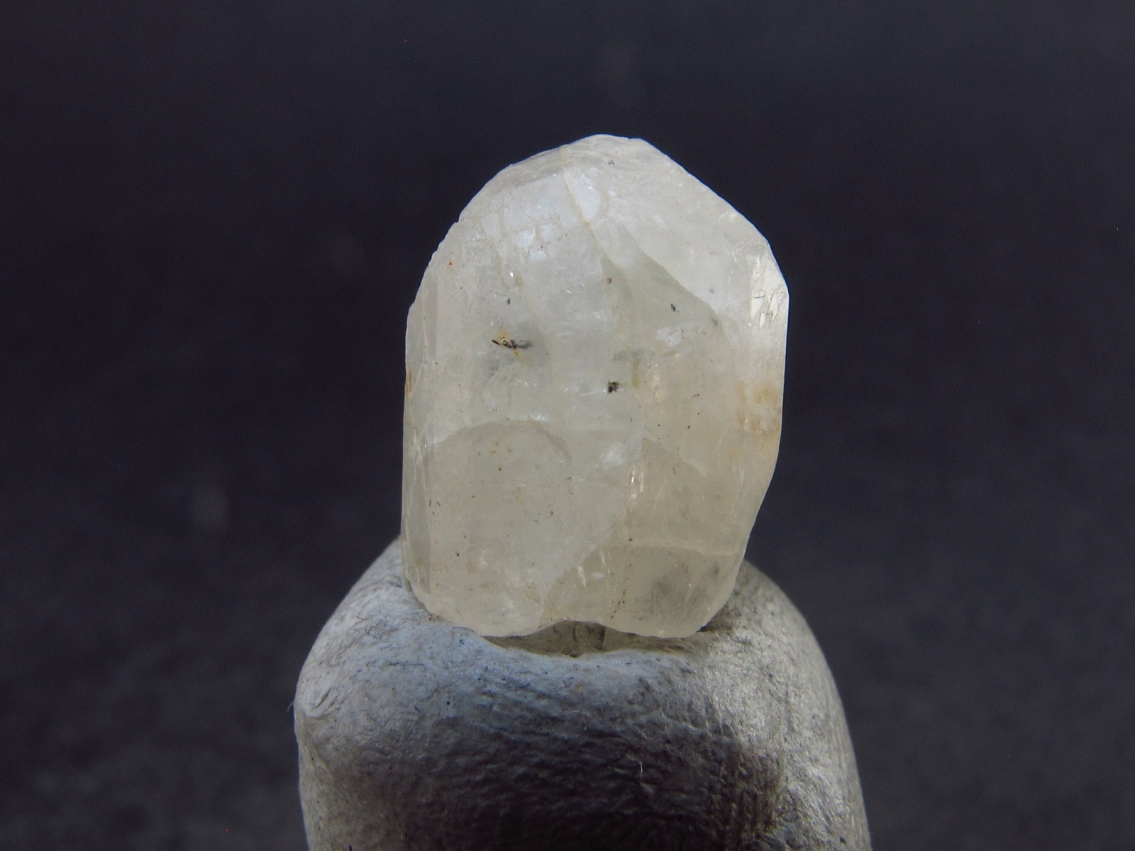 Phenakite Phenacite Crystal from Nigeria 9.00 Carats – 0.5″